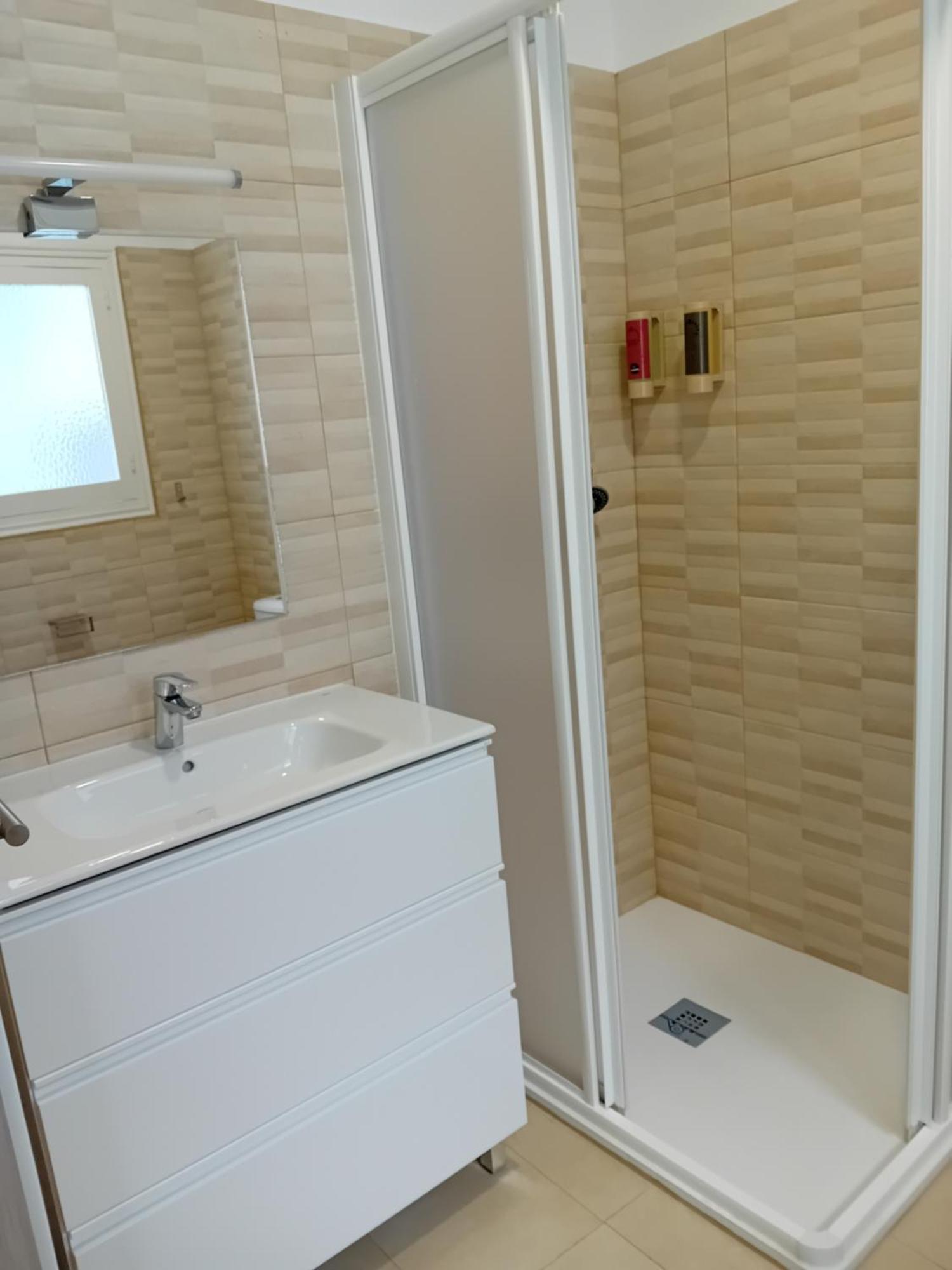 Apartamento Plaza San Francisco Трухильо Екстериор снимка