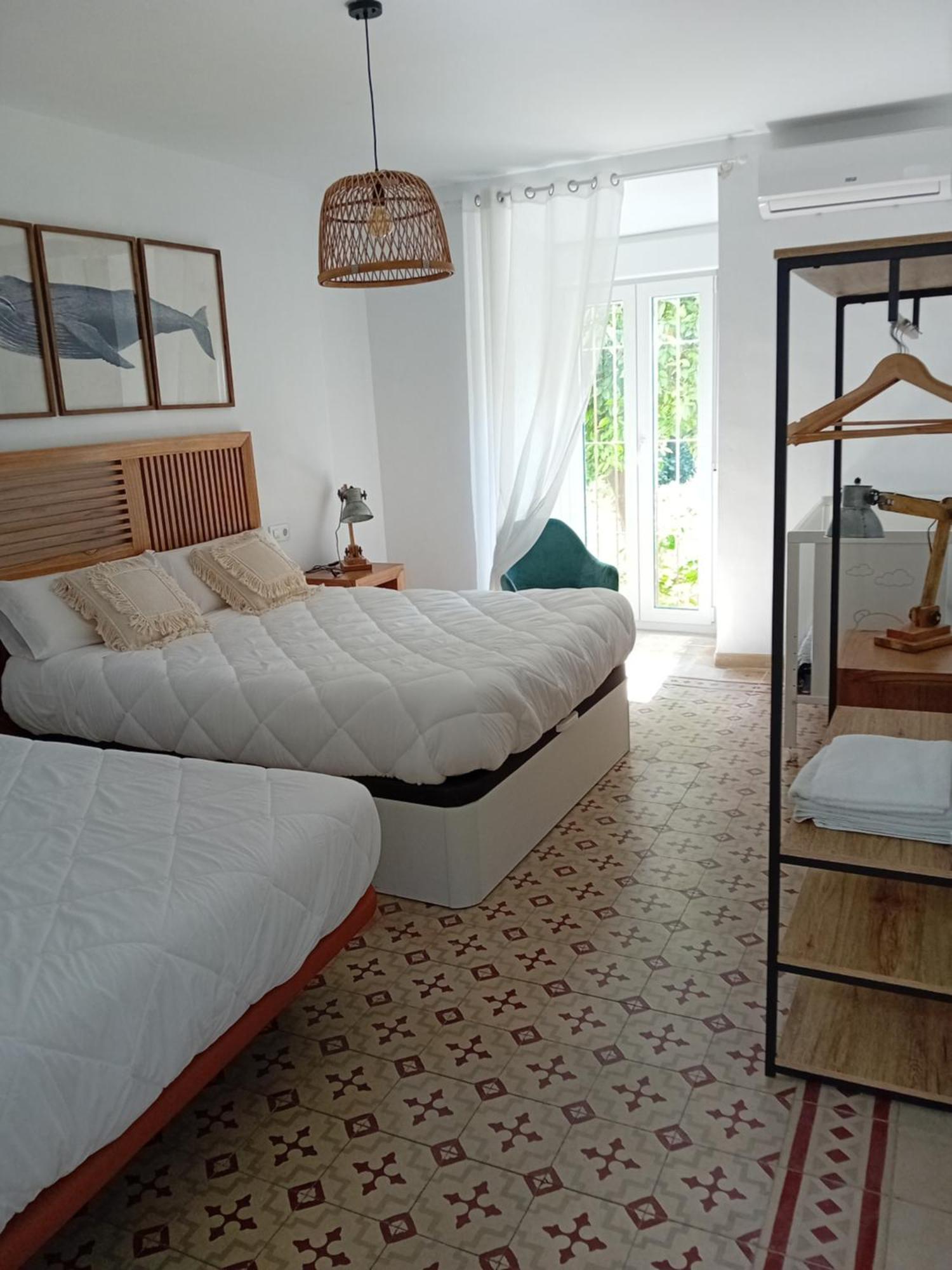 Apartamento Plaza San Francisco Трухильо Екстериор снимка