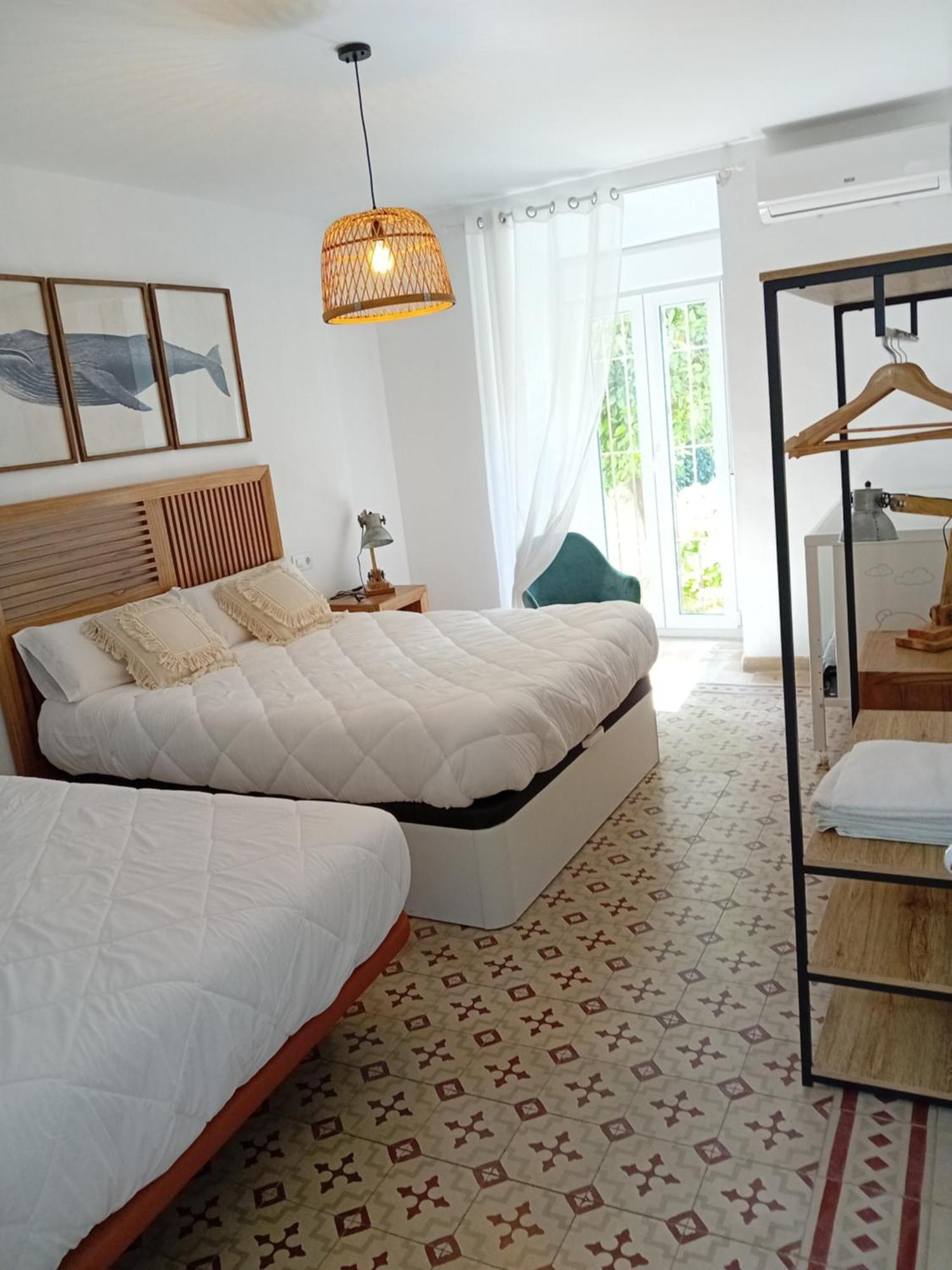 Apartamento Plaza San Francisco Трухильо Екстериор снимка